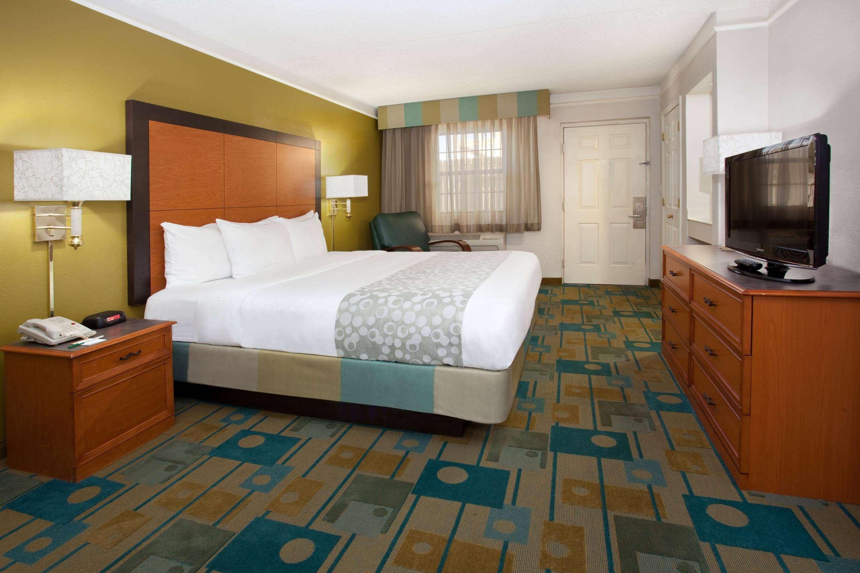 La Quinta Inn By Wyndham Denver Central エクステリア 写真