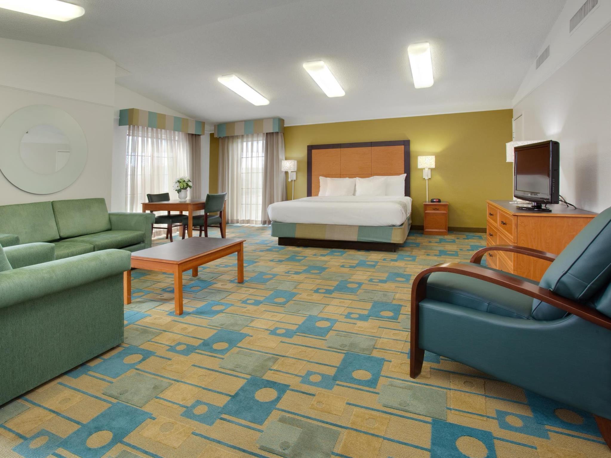 La Quinta Inn By Wyndham Denver Central エクステリア 写真